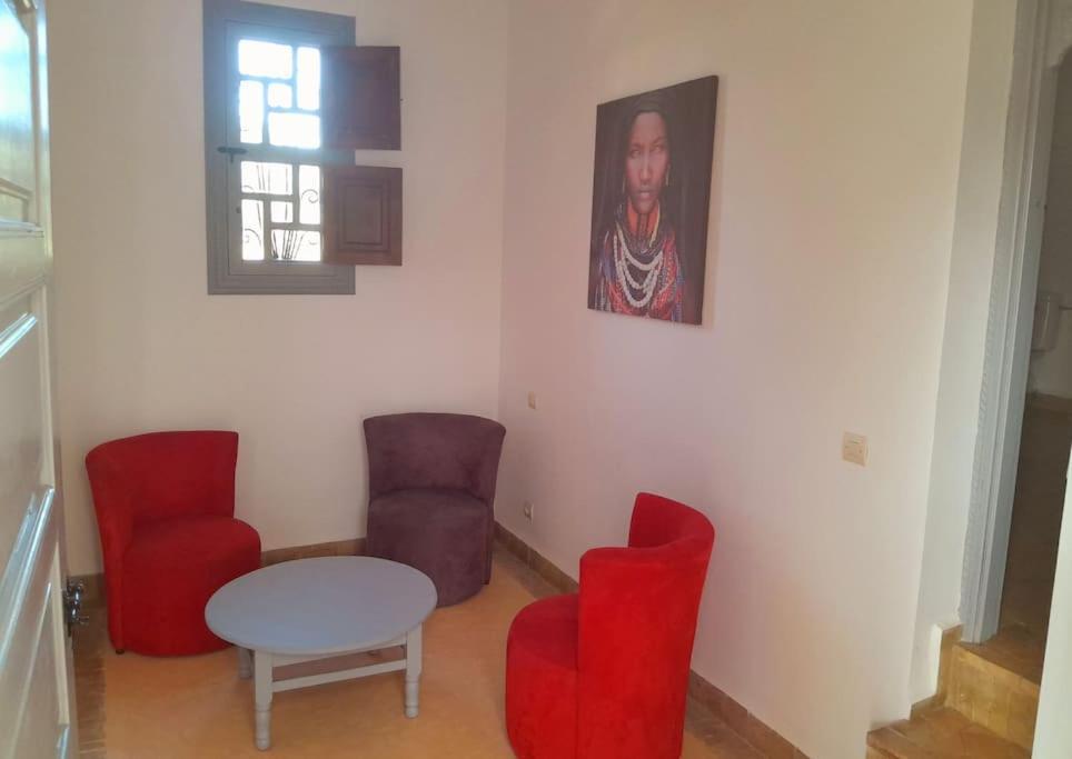 Villa Agora, Villa A La Campagne Proche Marrakech Sidi Abdallah Ghiat Exterior photo